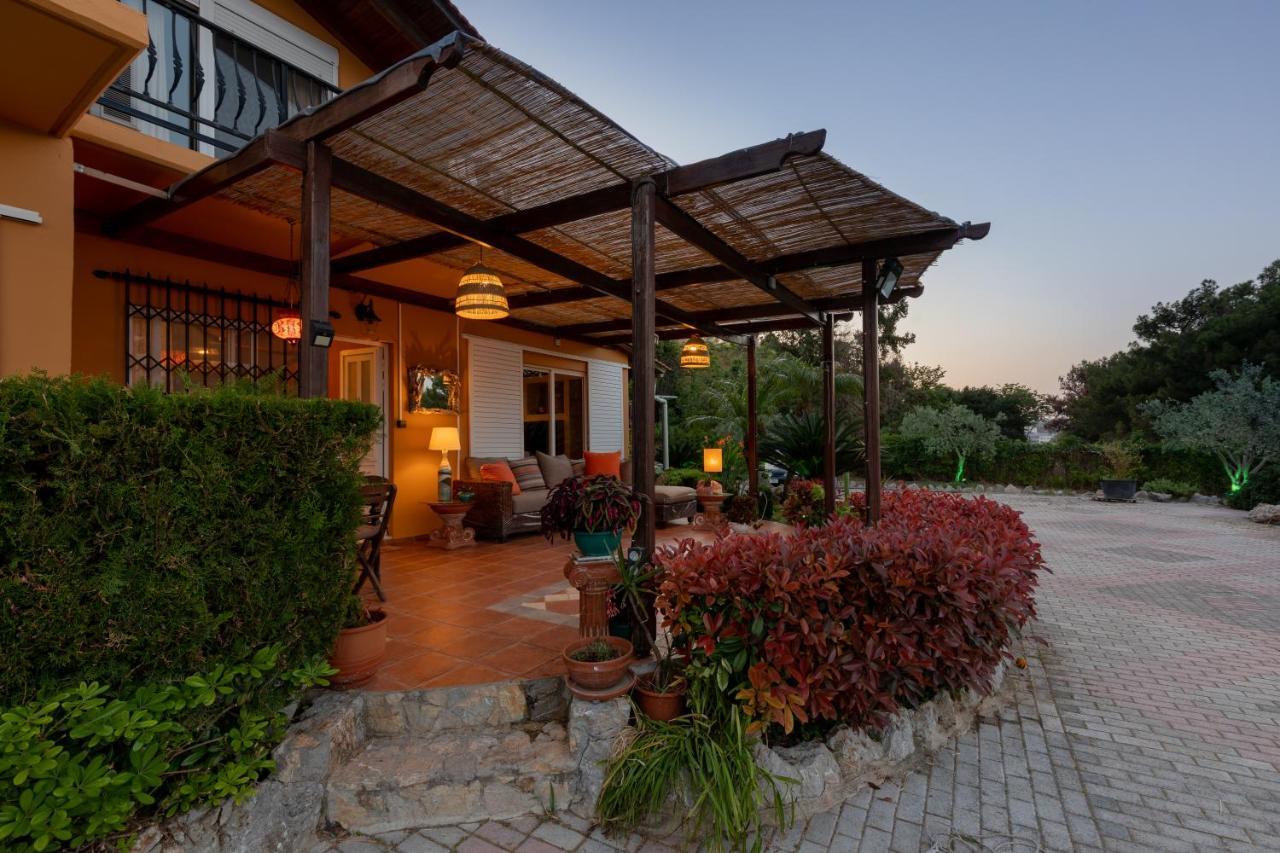 Villa Rene Koskinou  Luaran gambar